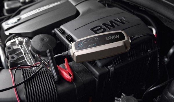 BMW Motorrad Caricabatterie Batteria Auto e Moto